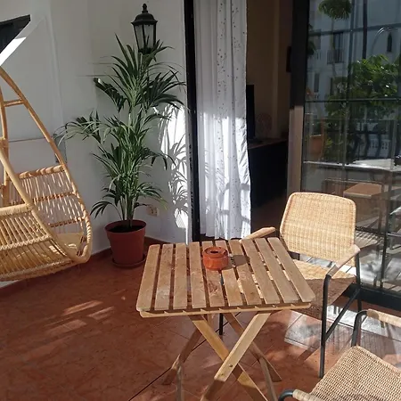 Greatly Located With Heated Pool, Cristianos