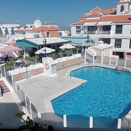 Appartamento Greatly Located With Heated Pool, Cristianos *