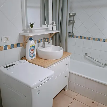 Greatly Located With Heated Pool, Cristianos * 로스크리스티아노스