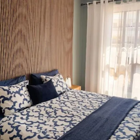 Apartment Greatly Located With Heated Pool, Cristianos